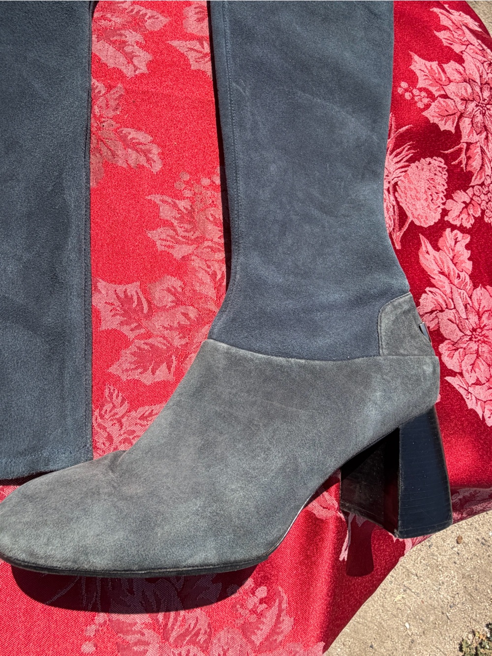 Knee high Tory Burch boots - Picture 2 of 8